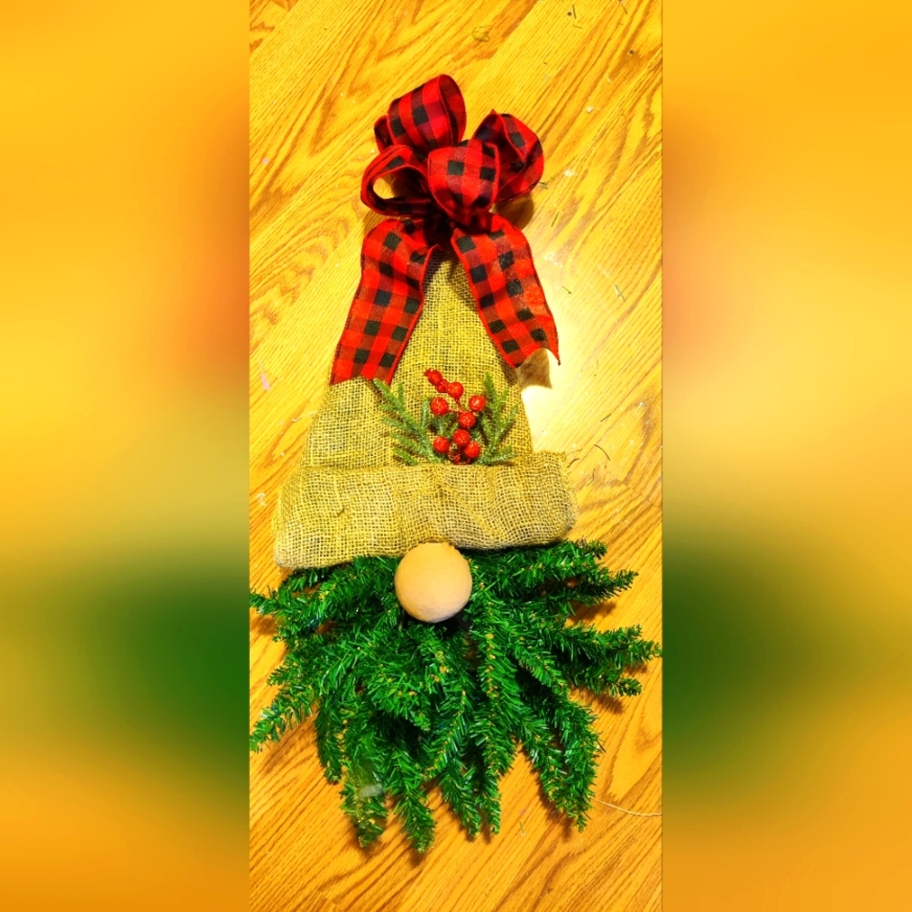 Gnome wreath